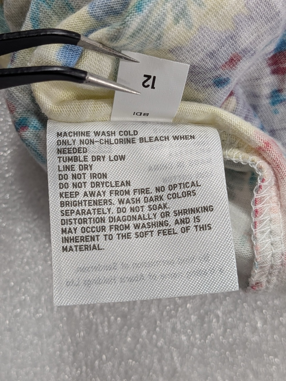 Uniqlo x Studio Sanderson Graphic Tee - Picture 11 of 11